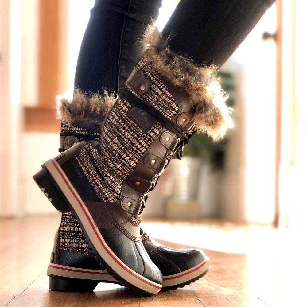 ❄️ SOREL SNOW BOOTS ❄️
